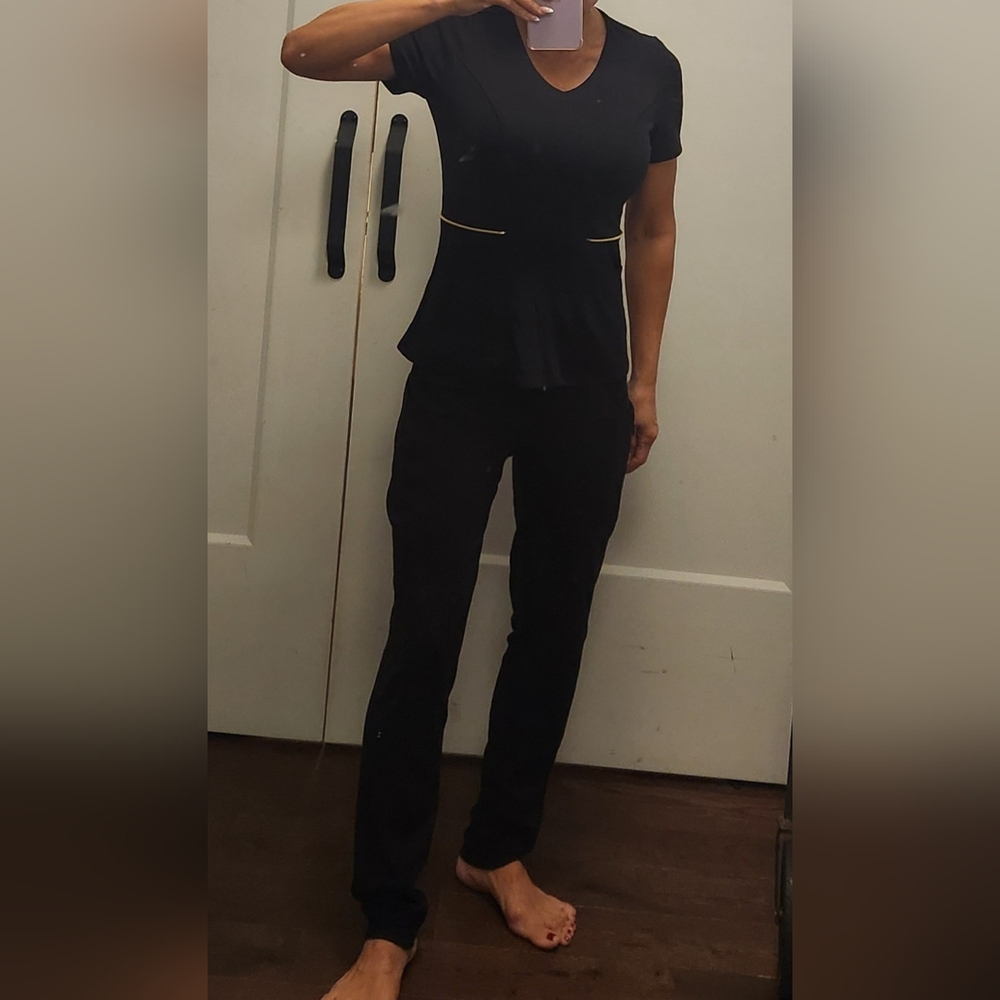 Jaanuu Black Scrub Set (Spinryx Fabric)